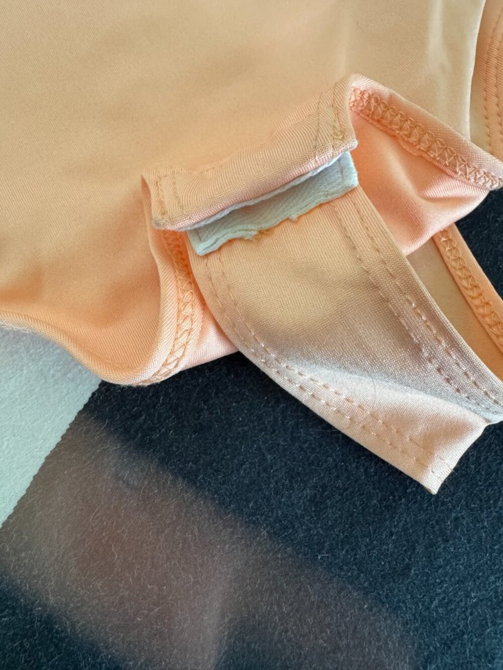Living Doll Peach Square Neck Bodysuit Short Sleeve Top Sz L - Picture 5 of 5